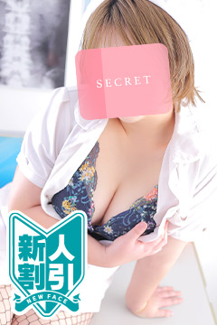 丘咲なつめ